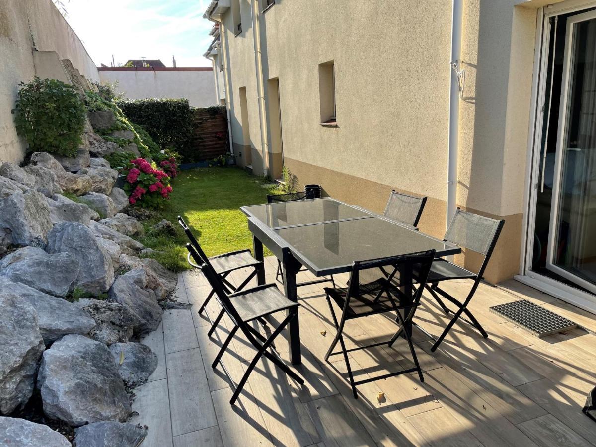 Villa Louise - Appartement Spacieux Proche Digue Avec Jardin วีเมอเรอ ภายนอก รูปภาพ